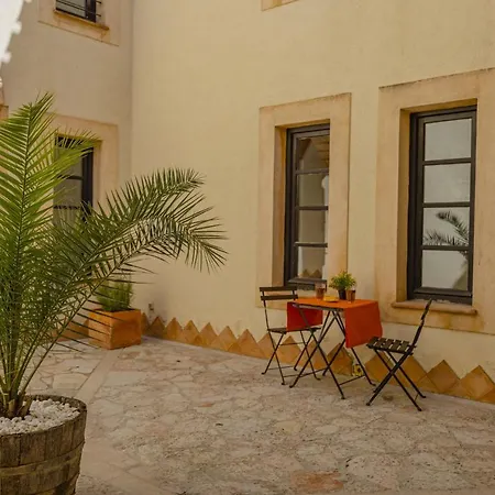 Hidden Retreat / Denga Pollença